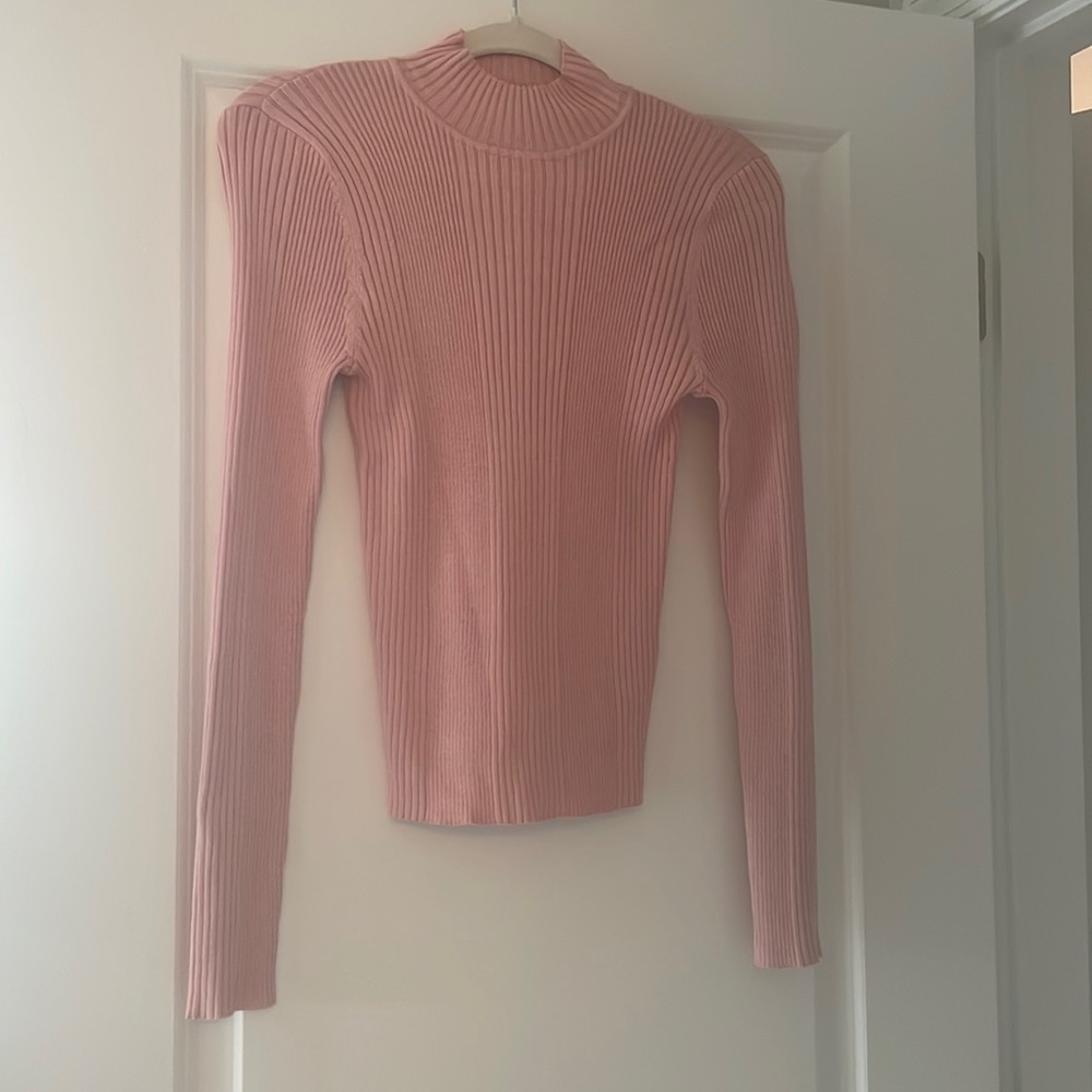 Juniors Hooked Up By Iot Sweater